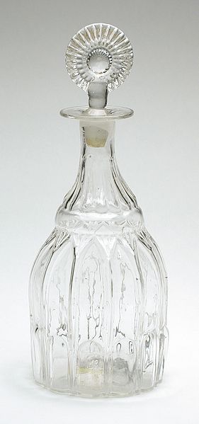 decanter_and_stopper